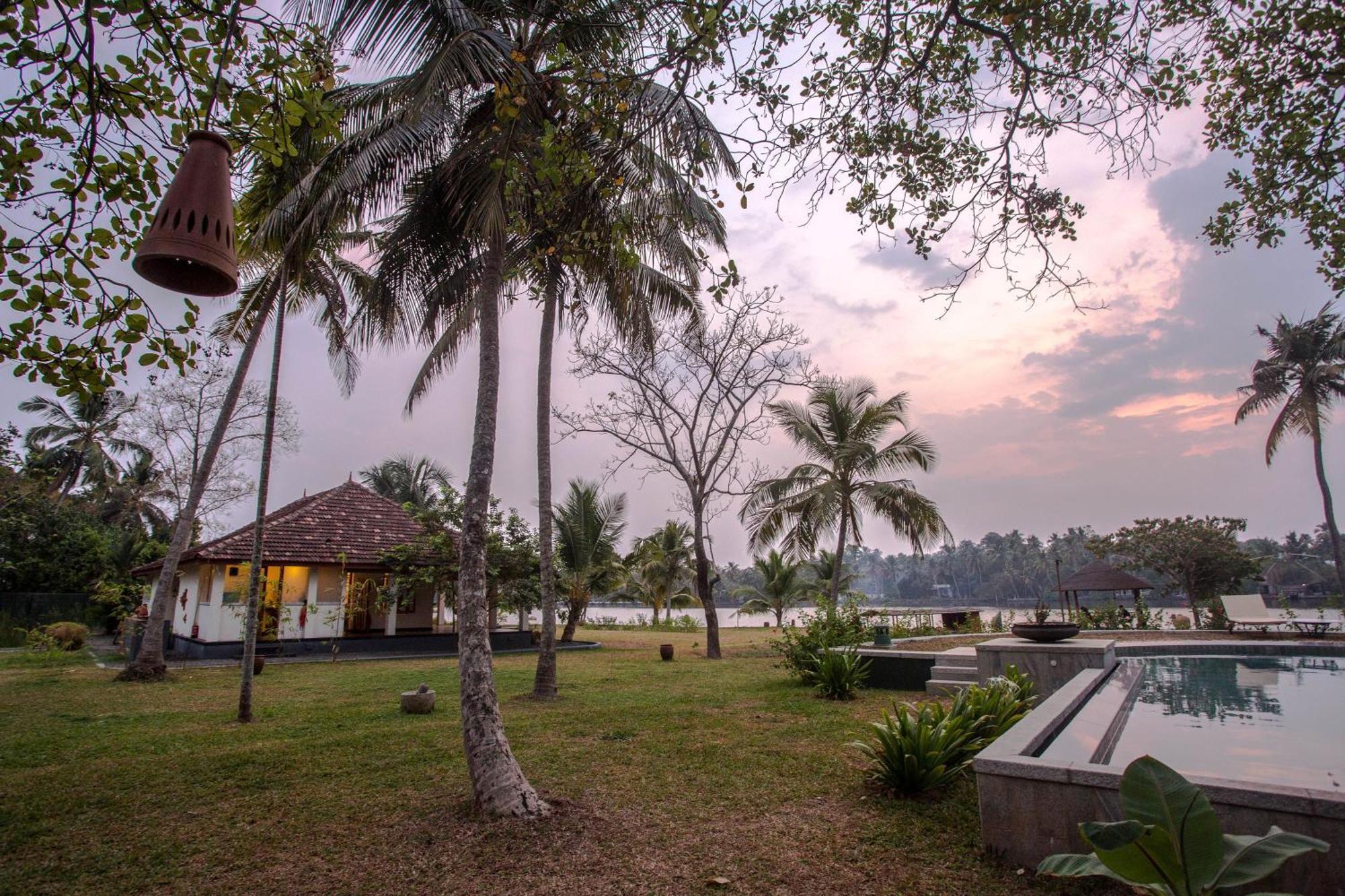 Kochi Baymaas Lake House מראה חיצוני תמונה